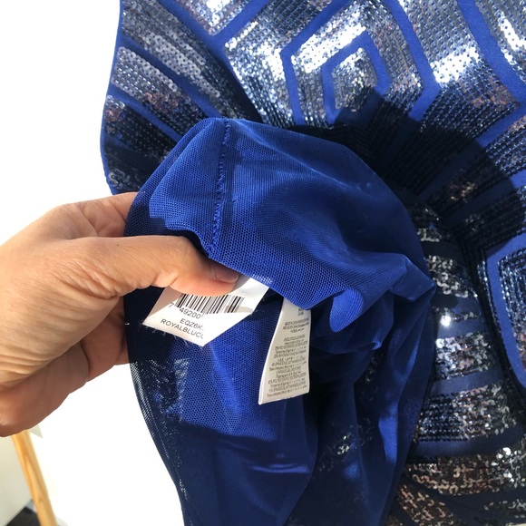 Stretch sequin blue bcbg dress - Picture 4 of 6
